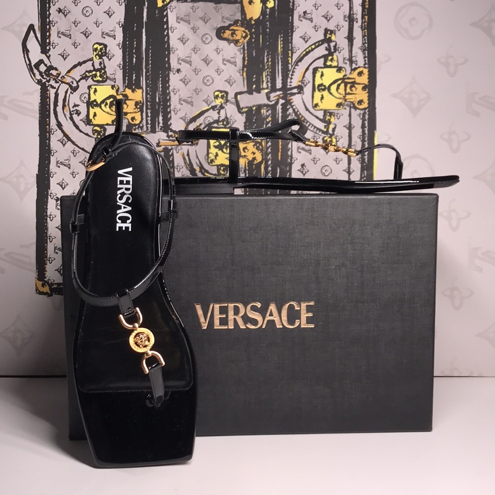 New Authentic Versace Women's Black Sandals - Picture 13 of 13